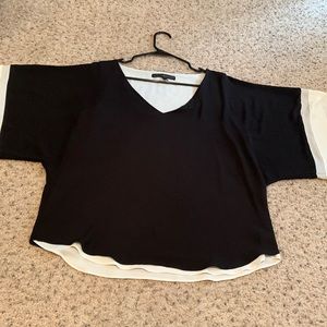 White House Black Market Kimono Top